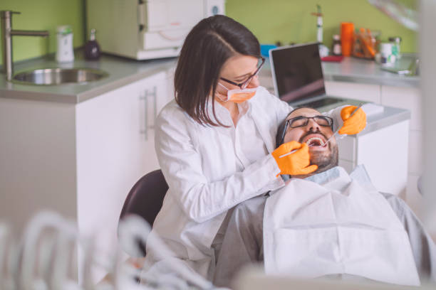 Best Holiday Emergency Dentist in Dixon, IL