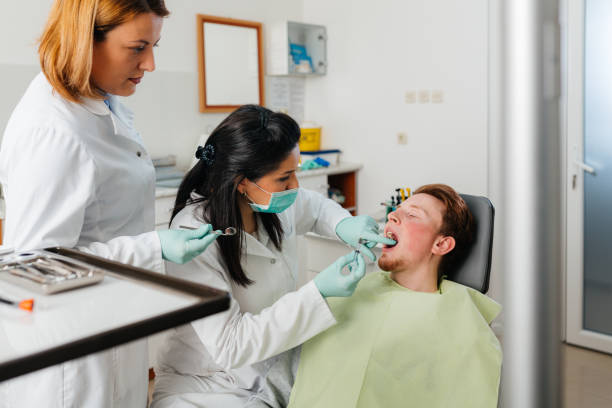 Best Emergency Dental Services for Seniors in Dixon, IL
